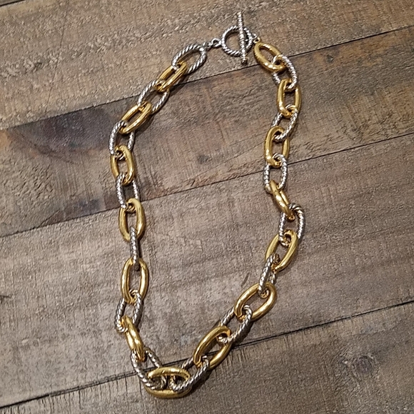 Jewelry - Two tone cable choker